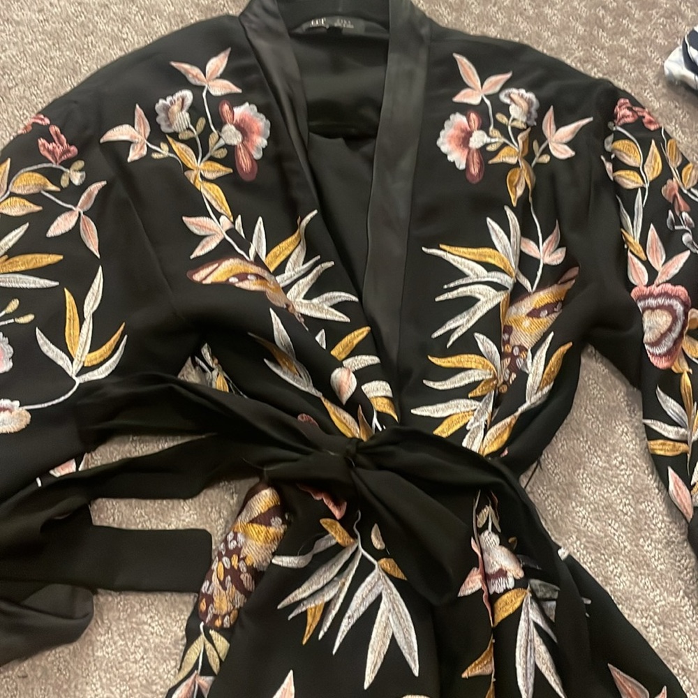 Embroidered kimono
